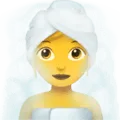🧖‍♀️ Wanita di Kamar Sauna Apple