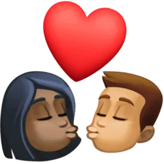 👩🏿‍❤️‍💋‍👨🏽 Berciuman Wanita dengan Pria Warna Kulit Gelap dengan Warna Kulit Sedang Facebook