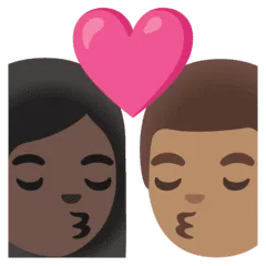 👩🏿‍❤️‍💋‍👨🏽 Berciuman Wanita dengan Pria Warna Kulit Gelap dengan Warna Kulit Sedang Google