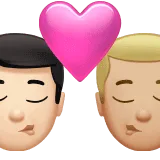 👨🏻‍❤️‍💋‍👨🏼 Berciuman Pria dengan Pria Warna Kulit Cerah dengan Warna Kulit Cerah Sedang Apple