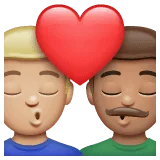 👨🏼‍❤️‍💋‍👨🏽 Berciuman Pria dengan Pria Warna Kulit Cerah Sedang dengan Warna Kulit Sedang WhatsApp