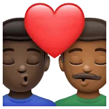👨🏿‍❤️‍💋‍👨🏾 Berciuman Pria dengan Pria Warna Kulit Gelap dengan Warna Kulit Gelap Sedang WhatsApp