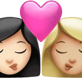 👩🏻‍❤️‍💋‍👩🏼 Berciuman Wanita dengan Wanita Warna Kulit Cerah dengan Warna Kulit Cerah Sedang Apple