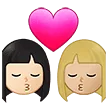 👩🏻‍❤️‍💋‍👩🏼 Berciuman Wanita dengan Wanita Warna Kulit Cerah dengan Warna Kulit Cerah Sedang Samsung