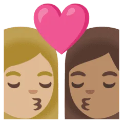 👩🏼‍❤️‍💋‍👩🏽 Berciuman Wanita dengan Wanita Warna Kulit Cerah Sedang dengan Warna Kulit Sedang Google