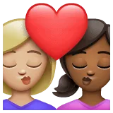 👩🏼‍❤️‍💋‍👩🏾 Berciuman Wanita dengan Wanita Warna Kulit Cerah Sedang dengan Warna Kulit Gelap Sedang WhatsApp