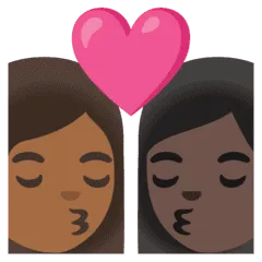 👩🏾‍❤️‍💋‍👩🏿 Berciuman Wanita dengan Wanita Warna Kulit Gelap Sedang dengan Warna Kulit Gelap Google