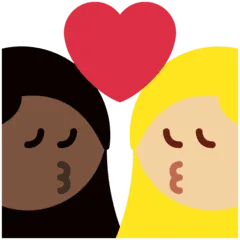👩🏿‍❤️‍💋‍👩🏼 Berciuman Wanita dengan Wanita Warna Kulit Gelap dengan Warna Kulit Cerah Sedang Twitter