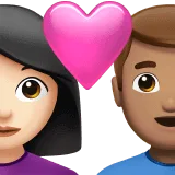 👩🏻‍❤️‍👨🏽 Pasangan dengan Hati Wanita dengan Pria Warna Kulit Cerah dengan Warna Kulit Sedang Apple