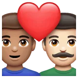 👨🏽‍❤️‍👨🏻 Pasangan dengan Hati Pria dengan Pria Warna Kulit Sedang dengan Warna Kulit Cerah WhatsApp