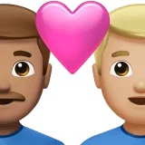 👨🏽‍❤️‍👨🏼 Pasangan dengan Hati Pria dengan Pria Warna Kulit Sedang dengan Warna Kulit Cerah Sedang Apple