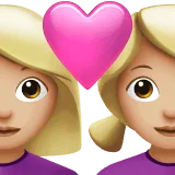 👩🏼‍❤️‍👩🏼 Pasangan dengan Hati Wanita dengan Wanita Warna Kulit Cerah Sedang Apple
