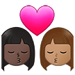👩🏿‍❤️‍💋‍👩🏽 Berciuman Wanita dengan Wanita Warna Kulit Gelap dengan Warna Kulit Sedang Samsung